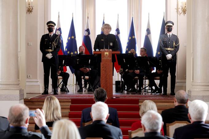 Na državni praznik je bila v Predsedniški palači slovesnost v počastitev dneva Rudolfa Maistra in dan odprtih vrat